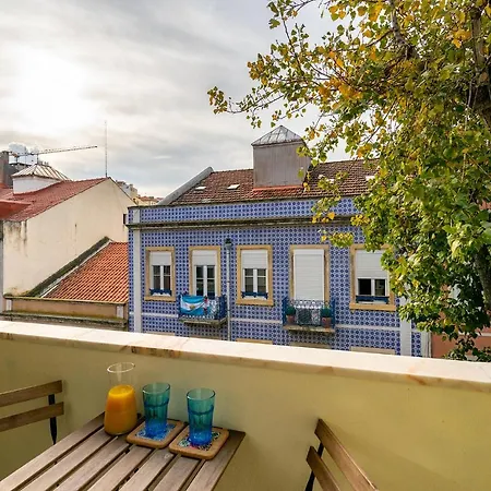 Apartament Whome Elevated Living For Remote Workers & Digital Nomads, Lift, Ac & Wi-fi Lizbona