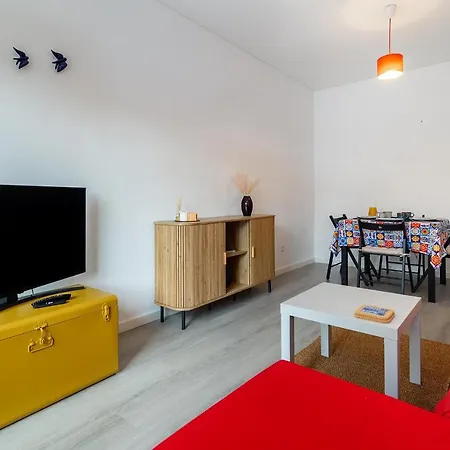 Whome Elevated Living For Remote Workers & Digital Nomads, Lift, Ac & Wi-fi *